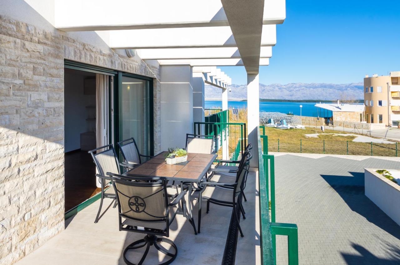 Queen Beach Apartments Nin Exteriér fotografie