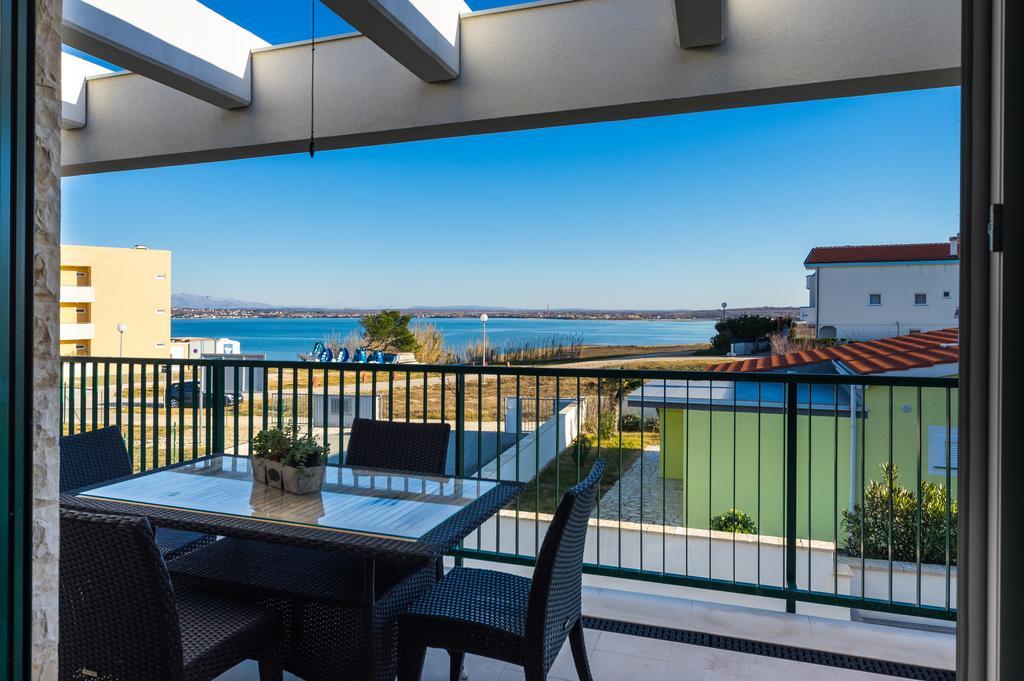 Queen Beach Apartments Nin Exteriér fotografie
