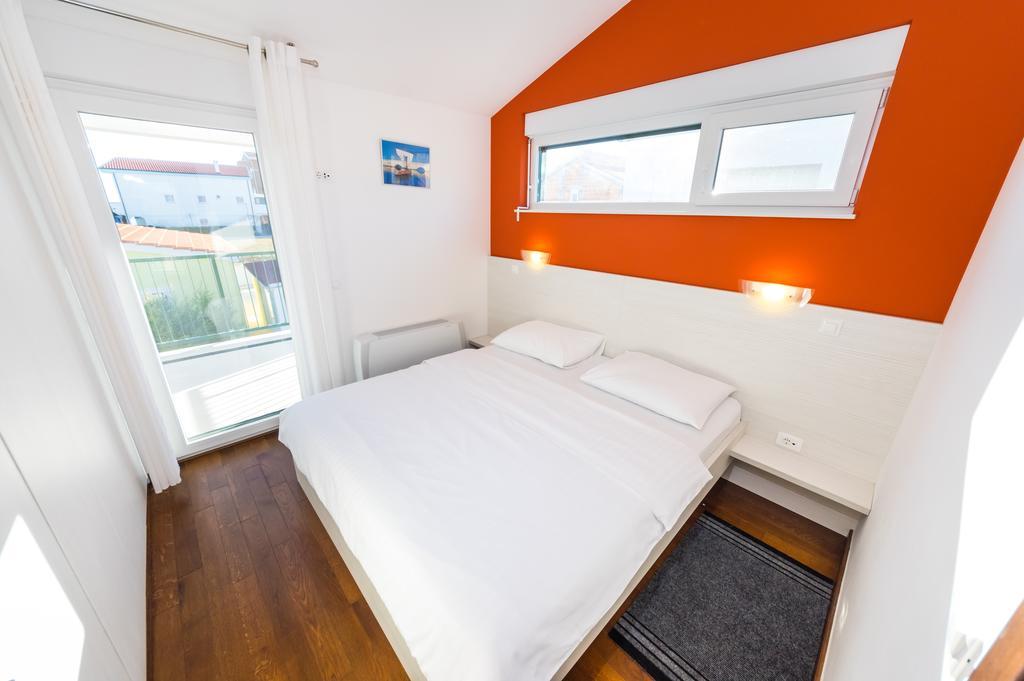 Queen Beach Apartments Nin Exteriér fotografie